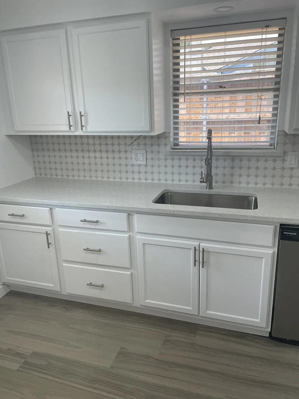 9107 Lindaro Lane Dallas, TX 75228
