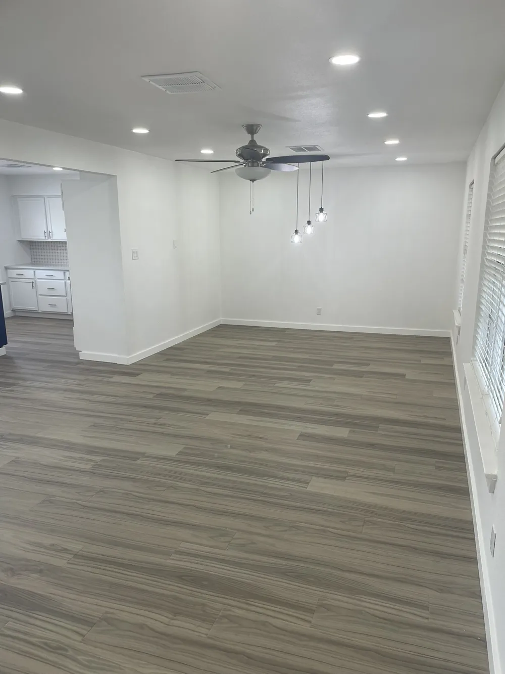 9107 Lindaro Lane Dallas, TX 75228