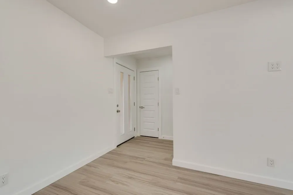 9107 Lindaro Lane Dallas, TX 75228
