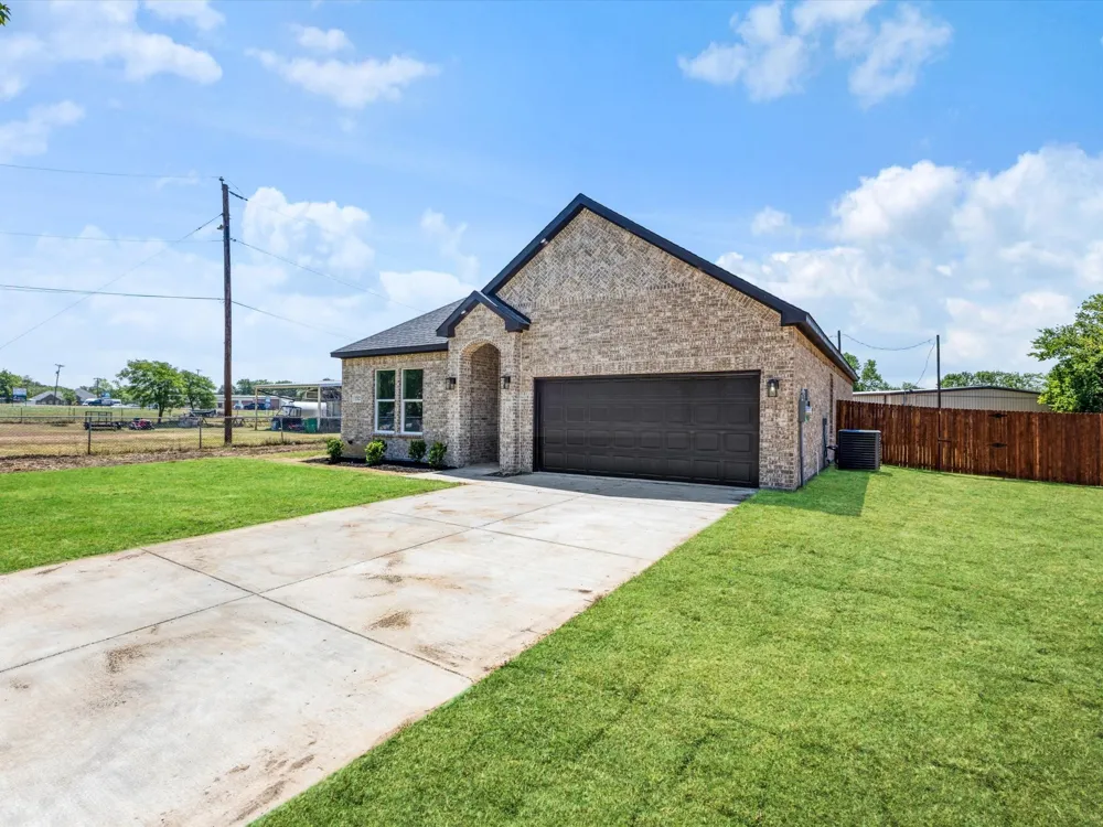 112 Miller Road Kemp, TX 75143