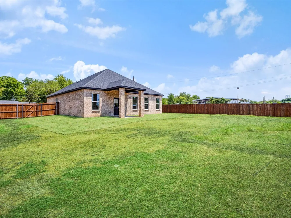 112 Miller Road Kemp, TX 75143