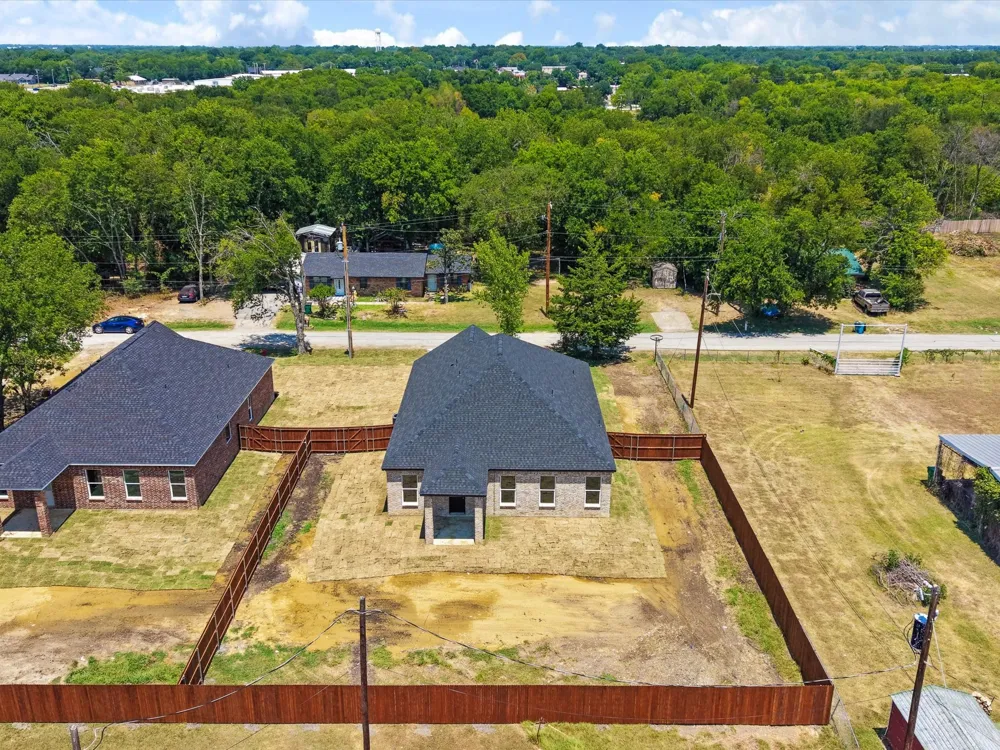 112 Miller Road Kemp, TX 75143