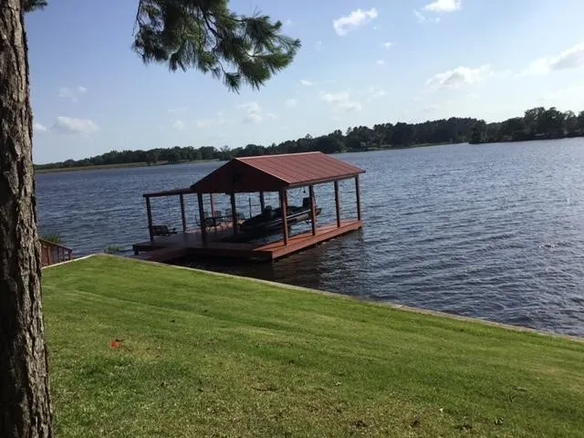 432 S County Road 4837 Winnsboro, TX 75494