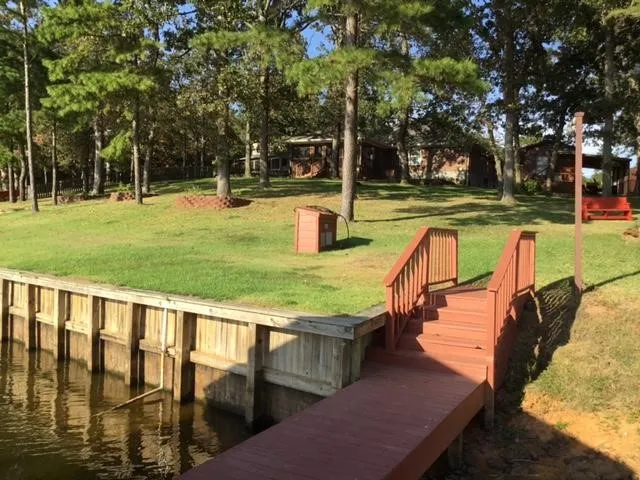 432 S County Road 4837 Winnsboro, TX 75494