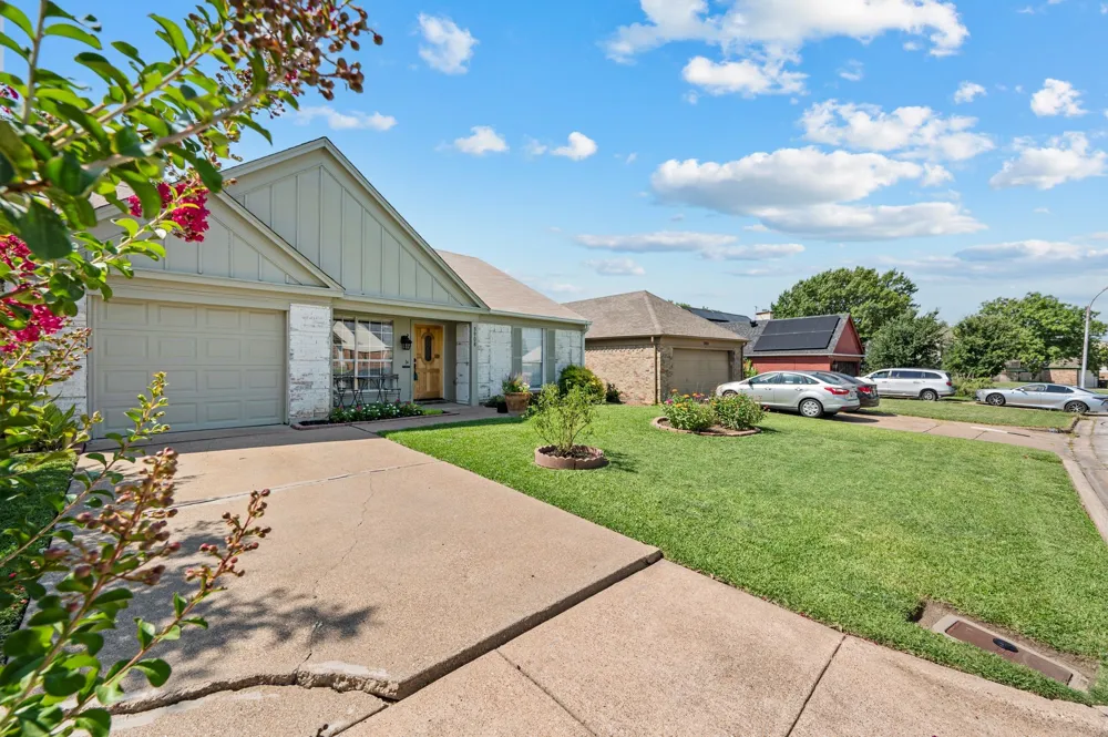 3908 River Birch Road Fort Worth, TX 76137