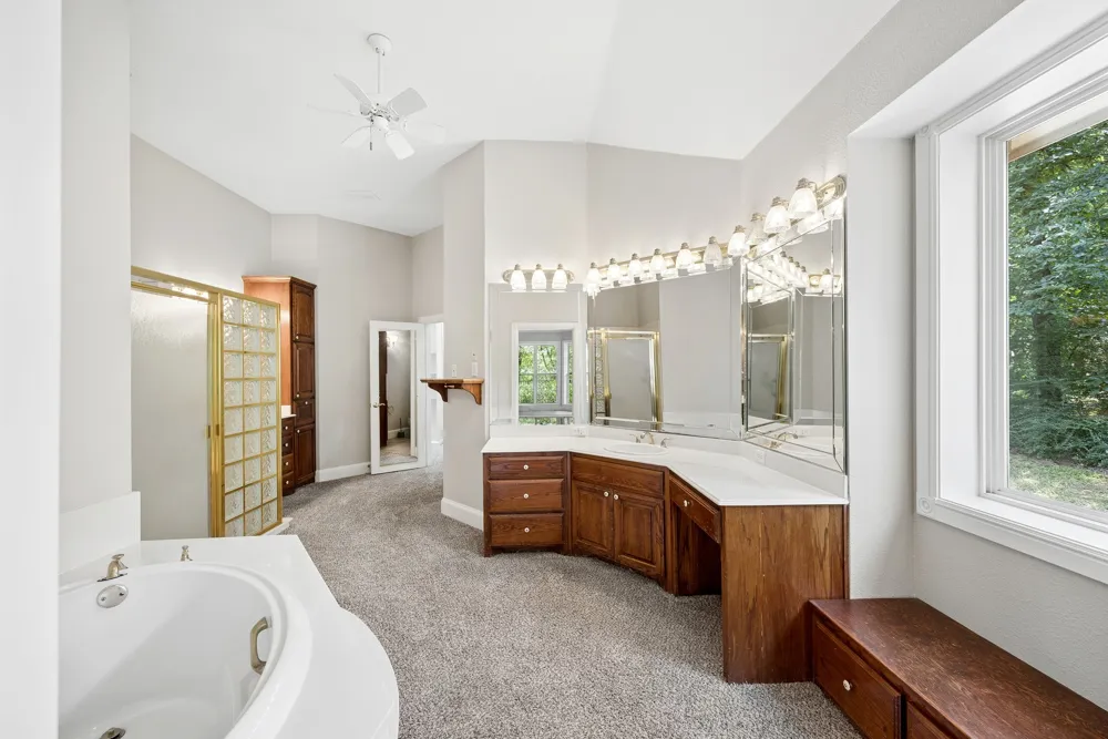 939 Garnet Cove Oak Point, TX 75068