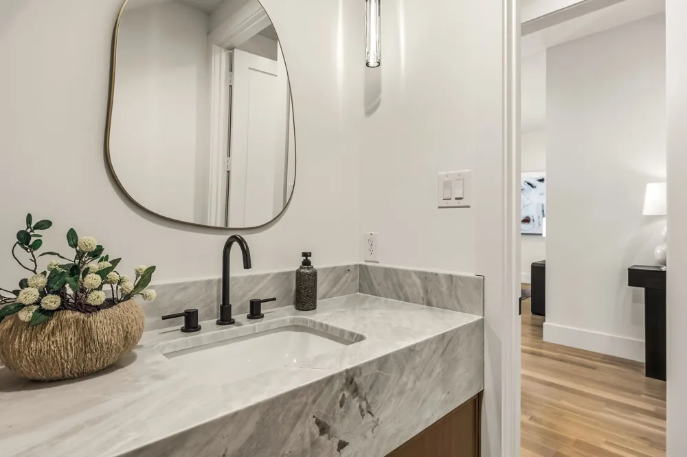 7714 Morton Street Dallas, TX 75209