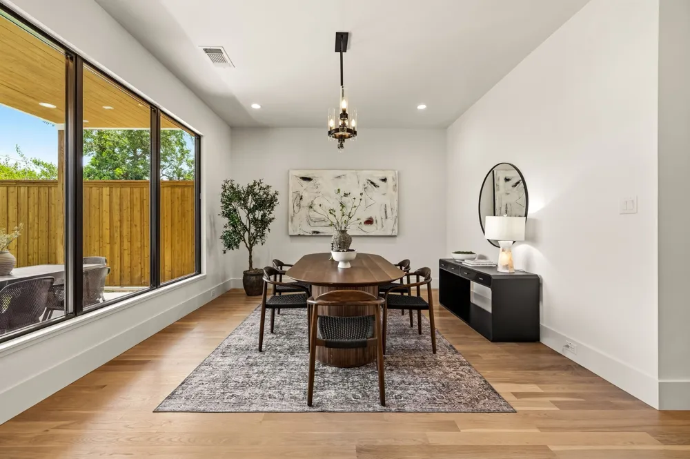 7714 Morton Street Dallas, TX 75209