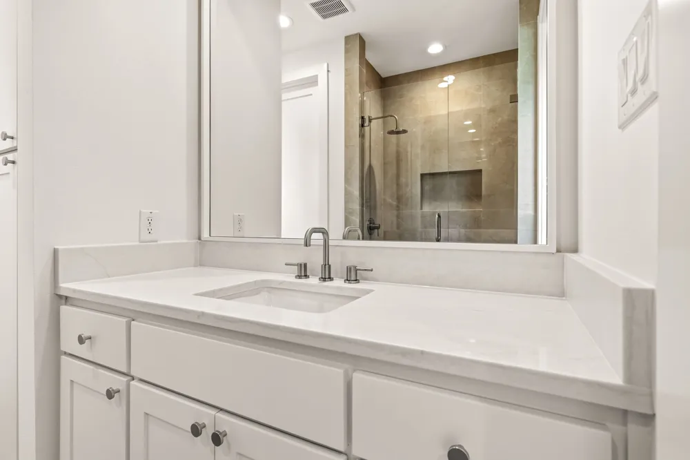 7714 Morton Street Dallas, TX 75209