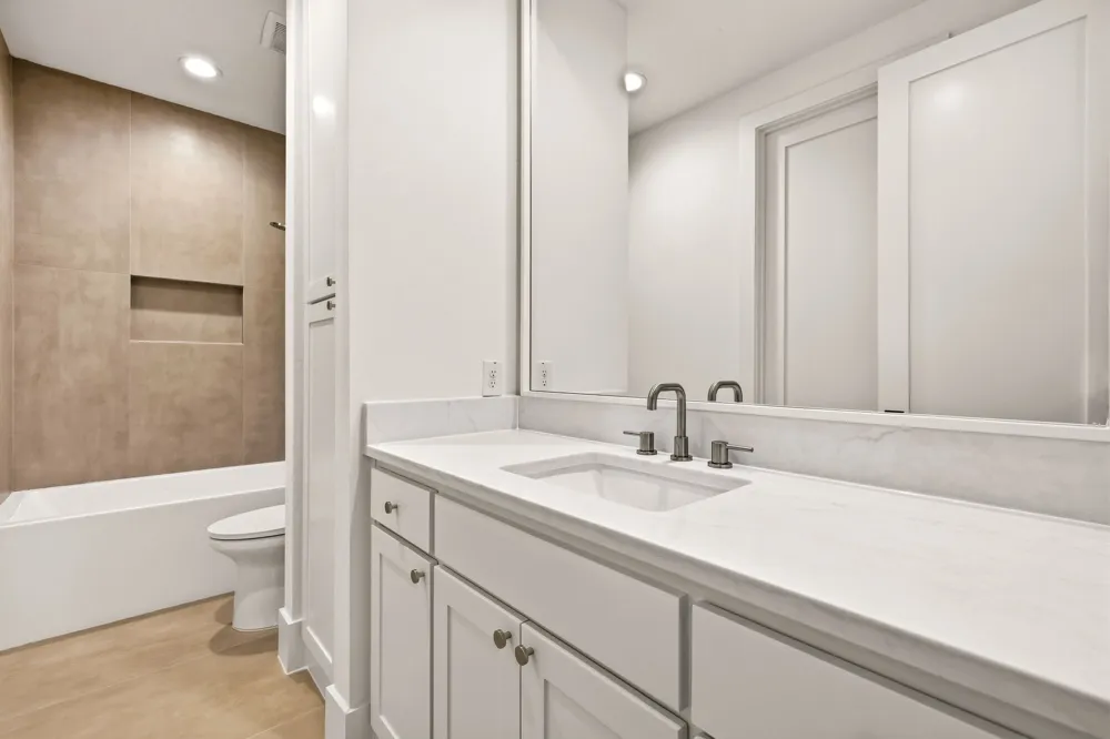 7714 Morton Street Dallas, TX 75209