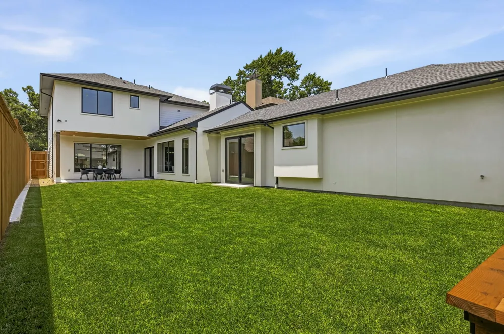 7714 Morton Street Dallas, TX 75209