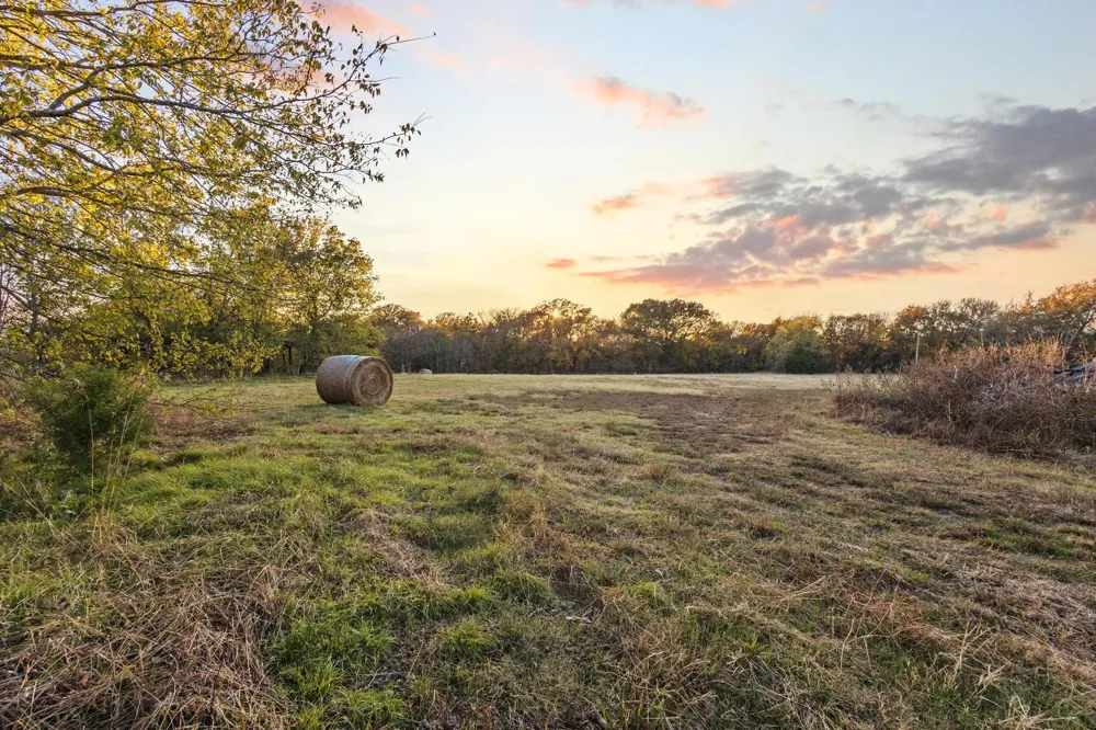 Dugan Chapel Bells, TX 74515