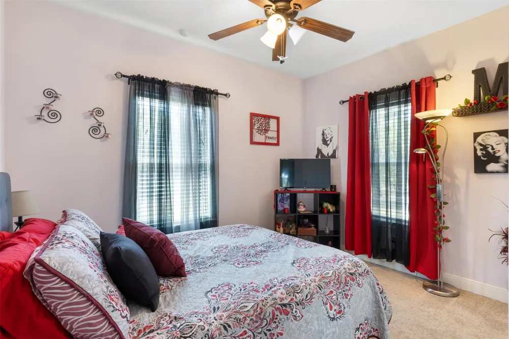 141 Eagle Point Cove Kingsland, TX 78639