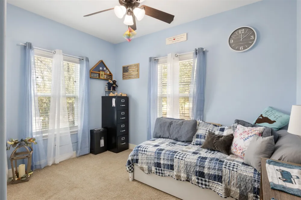 141 Eagle Point Cove Kingsland, TX 78639