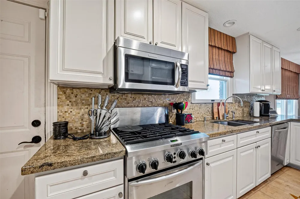 2406 Tannehill Drive Houston, TX 77008