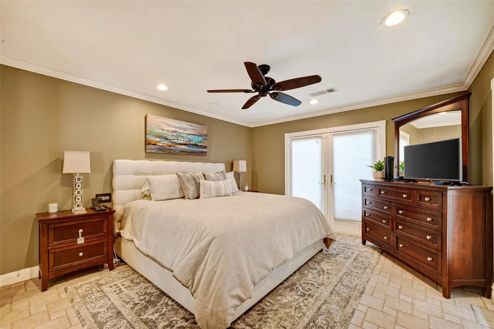 2406 Tannehill Drive Houston, TX 77008