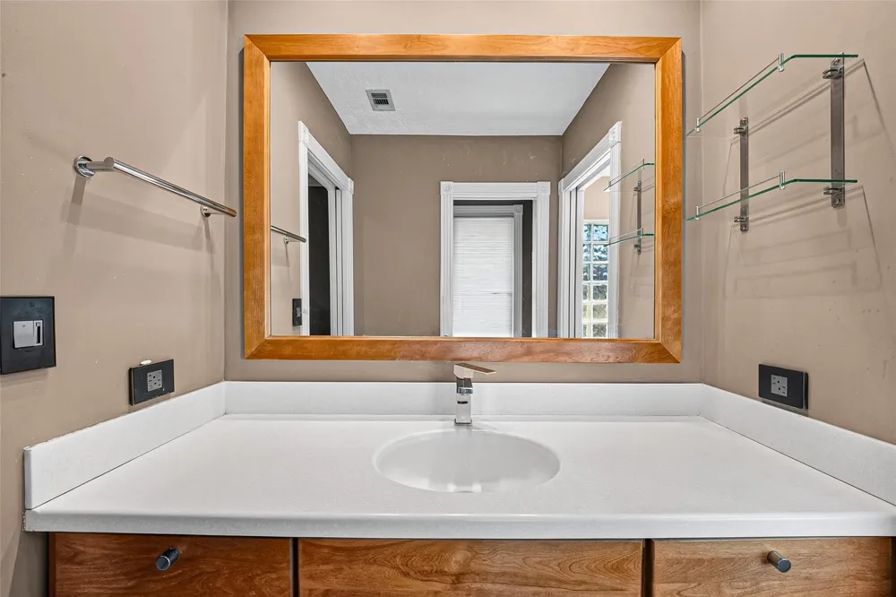 2406 Tannehill Drive Houston, TX 77008