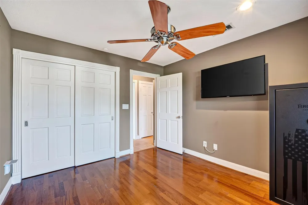 2406 Tannehill Drive Houston, TX 77008