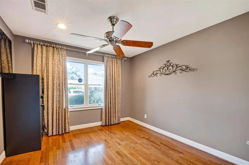 2406 Tannehill Drive Houston, TX 77008