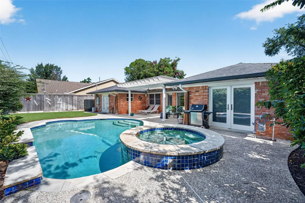 2406 Tannehill Drive Houston, TX 77008