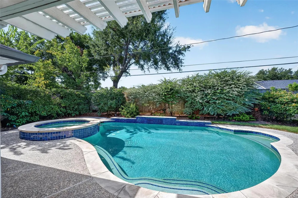 2406 Tannehill Drive Houston, TX 77008