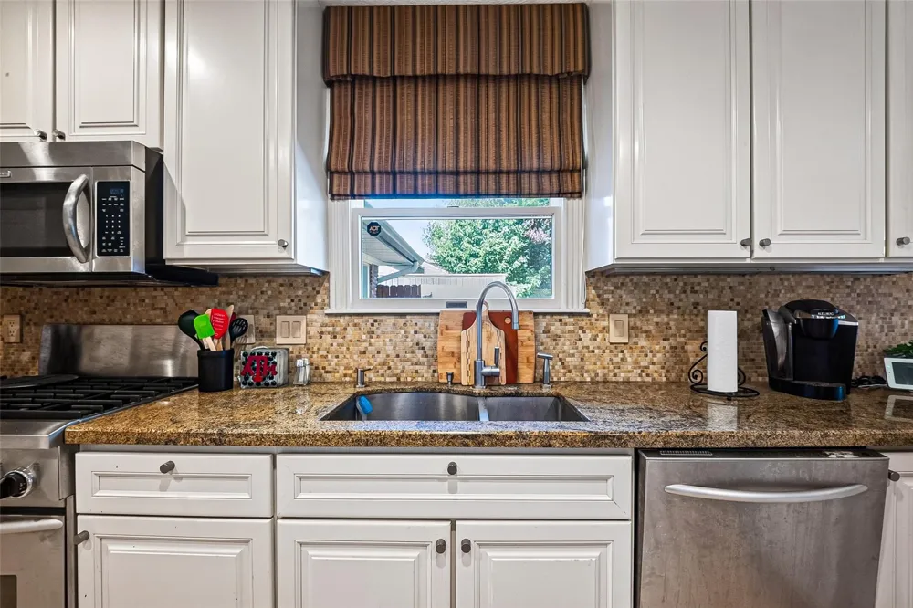 2406 Tannehill Drive Houston, TX 77008
