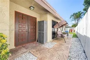 7433 SW 13TH STREET SW
