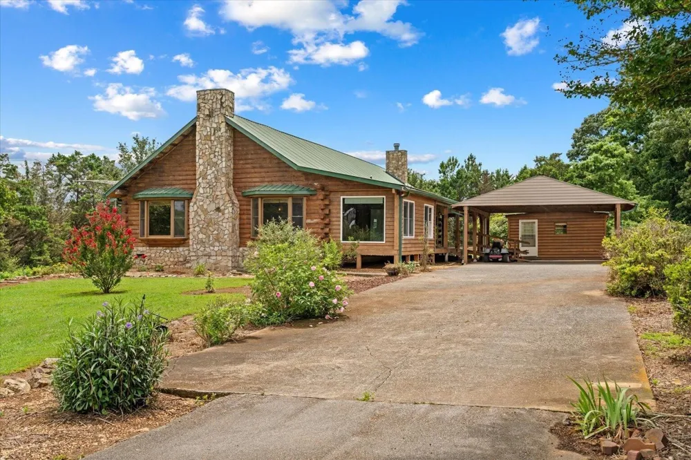 315 Woody Road NW Adairsville, GA 30103