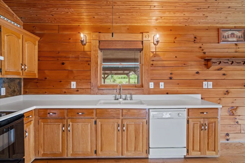 315 Woody Road NW Adairsville, GA 30103