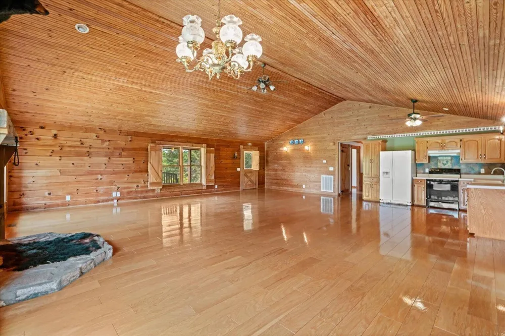 315 Woody Road NW Adairsville, GA 30103