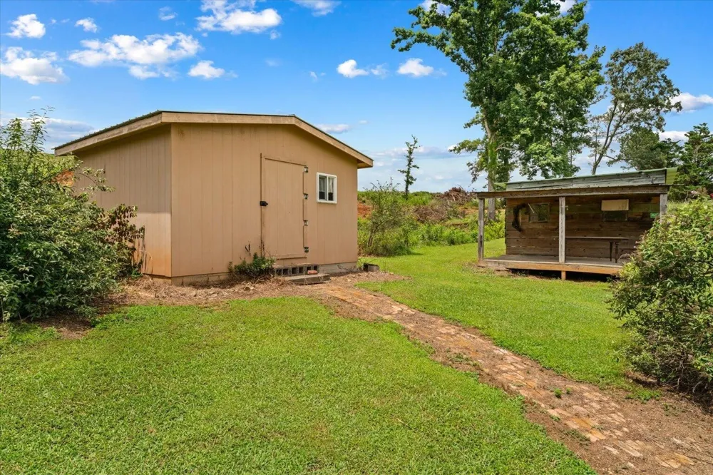 315 Woody Road NW Adairsville, GA 30103