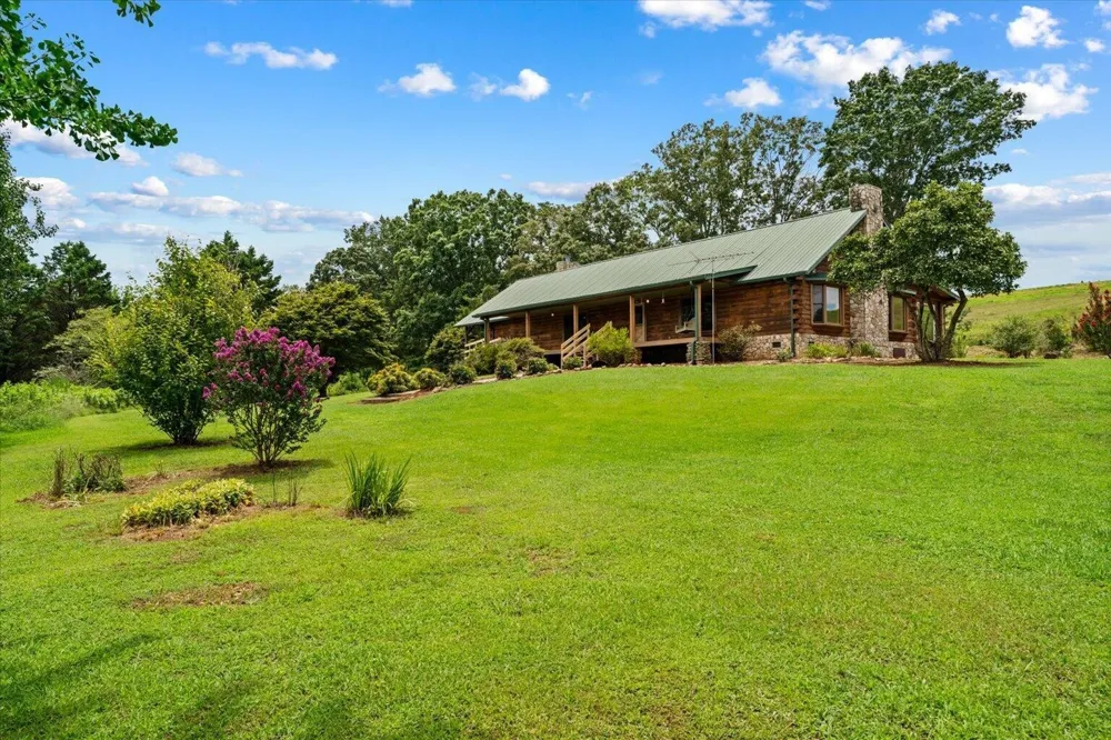 315 Woody Road NW Adairsville, GA 30103