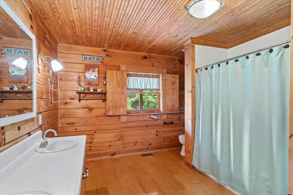 315 Woody Road NW Adairsville, GA 30103