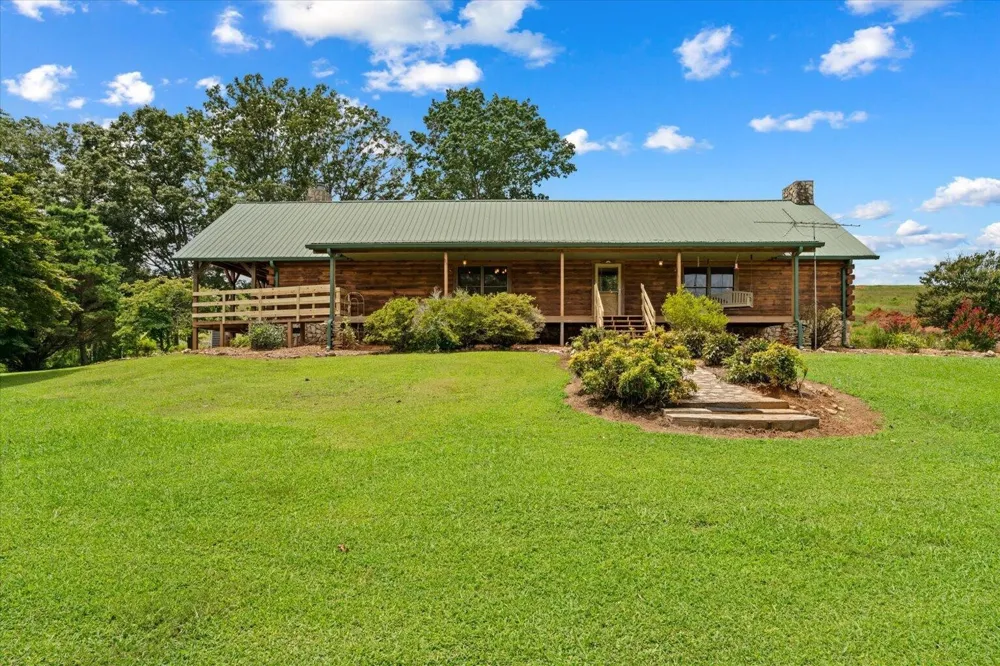 315 Woody Road NW Adairsville, GA 30103