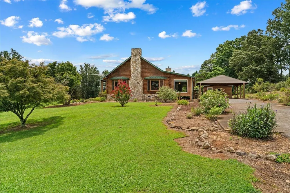 315 Woody Road NW Adairsville, GA 30103