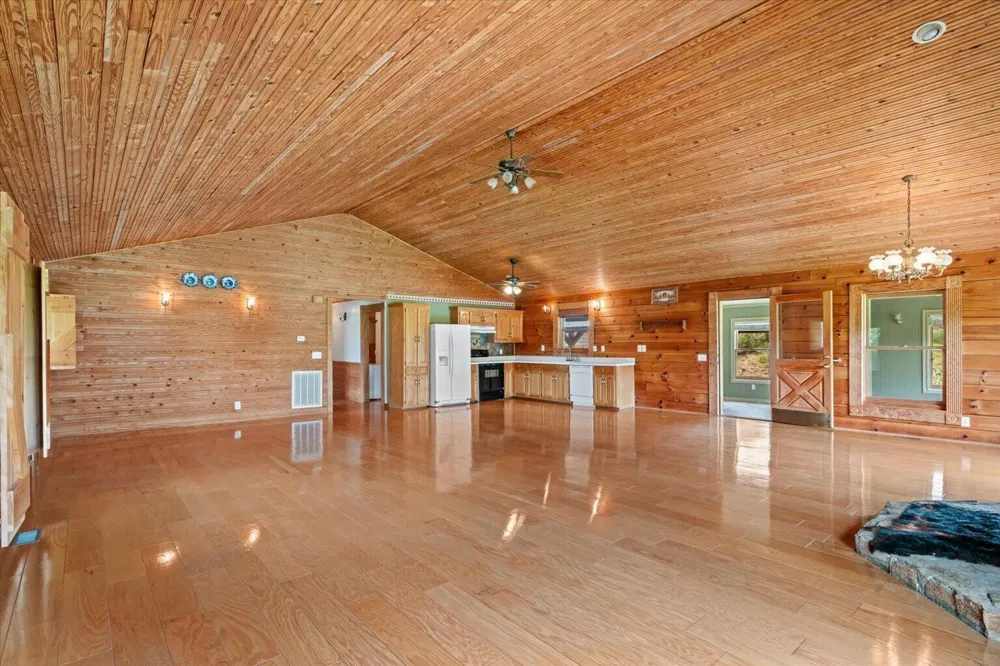 315 Woody Road NW Adairsville, GA 30103