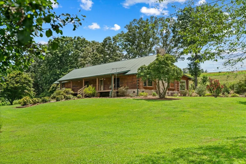 315 Woody Road NW Adairsville, GA 30103