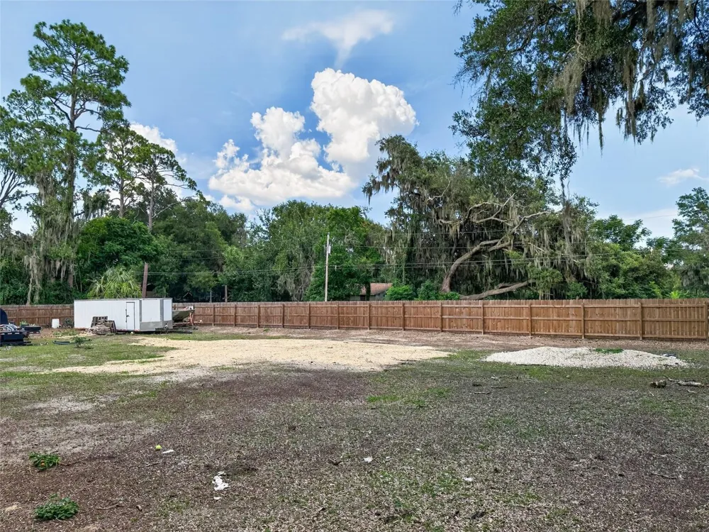 11025 SE 132ND PLACE Ocklawaha, FL 32179