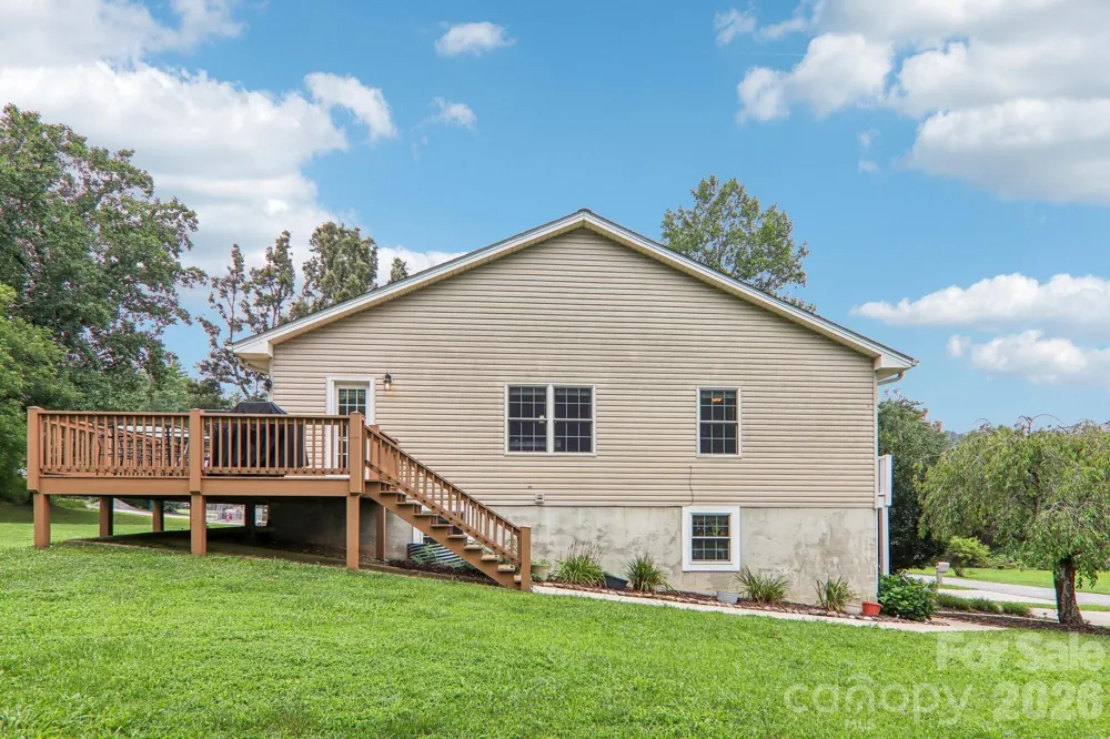 3311 Sandy Drive #1 Hendersonville, NC 28792