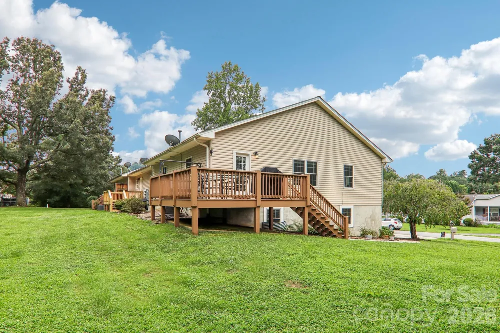 3311 Sandy Drive #1 Hendersonville, NC 28792