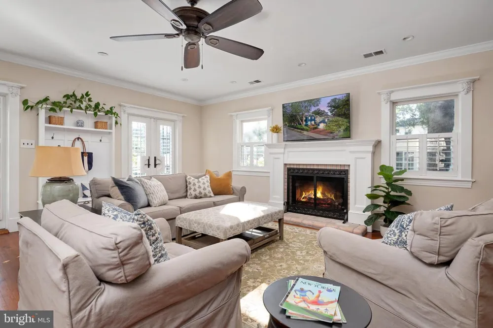 62 SOUTHGATE AVENUE Annapolis, MD 21401