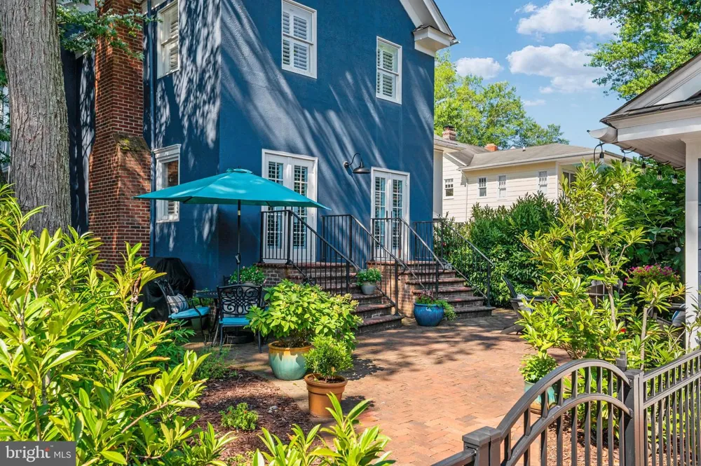 62 SOUTHGATE AVENUE Annapolis, MD 21401