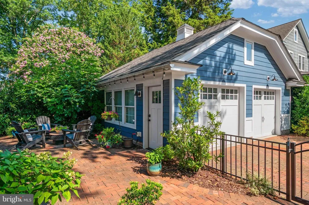 62 SOUTHGATE AVENUE Annapolis, MD 21401