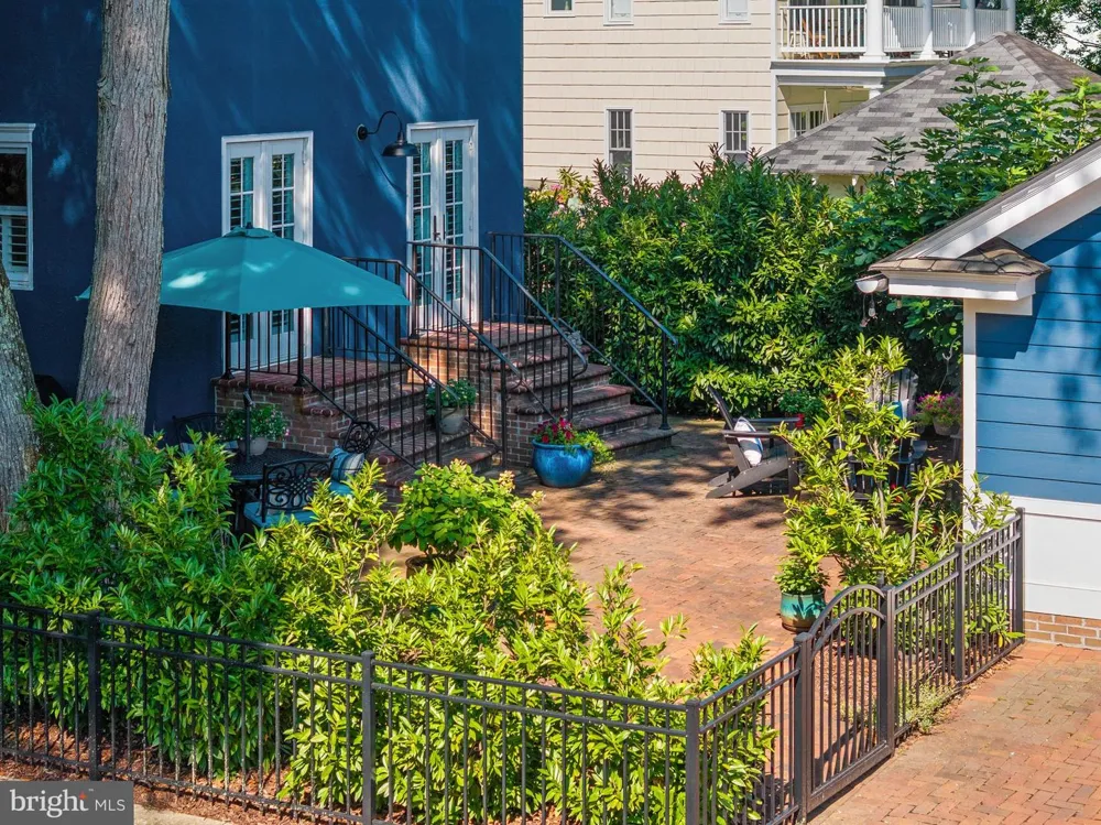 62 SOUTHGATE AVENUE Annapolis, MD 21401