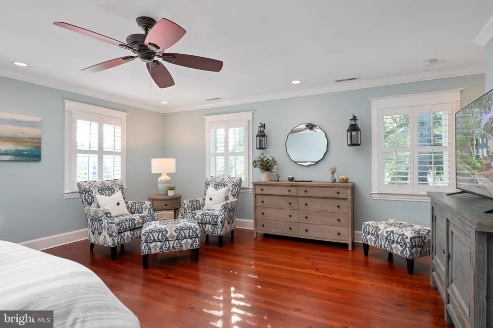 62 SOUTHGATE AVENUE Annapolis, MD 21401