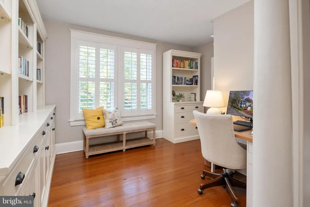 62 SOUTHGATE AVENUE Annapolis, MD 21401