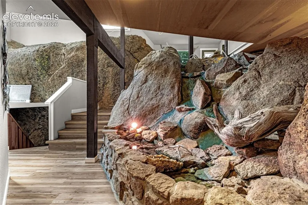 6125 Hilton Road Manitou Springs, CO 80829