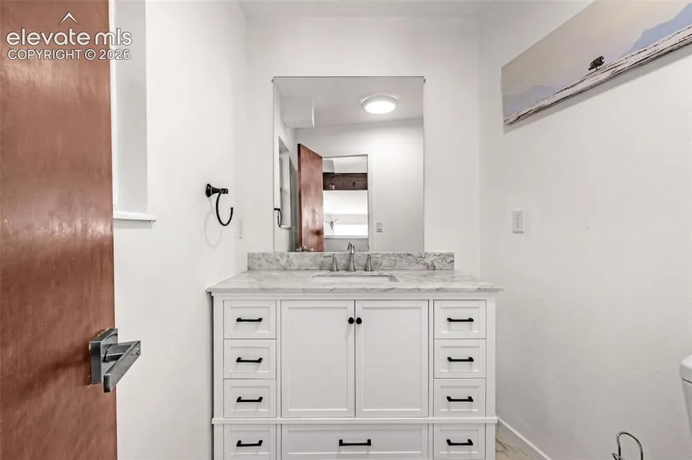 6125 Hilton Road Manitou Springs, CO 80829