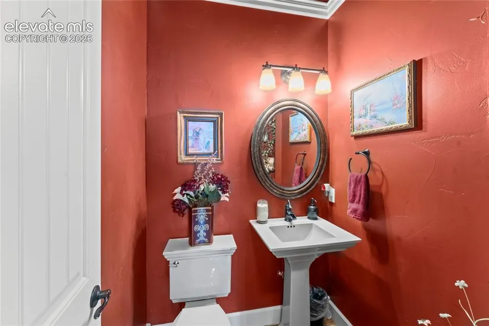 8465 Aspenglow Lane Cascade, CO 80809