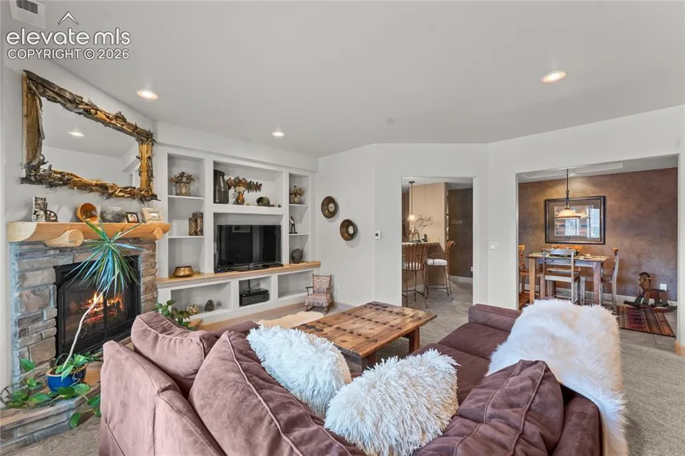 8465 Aspenglow Lane Cascade, CO 80809